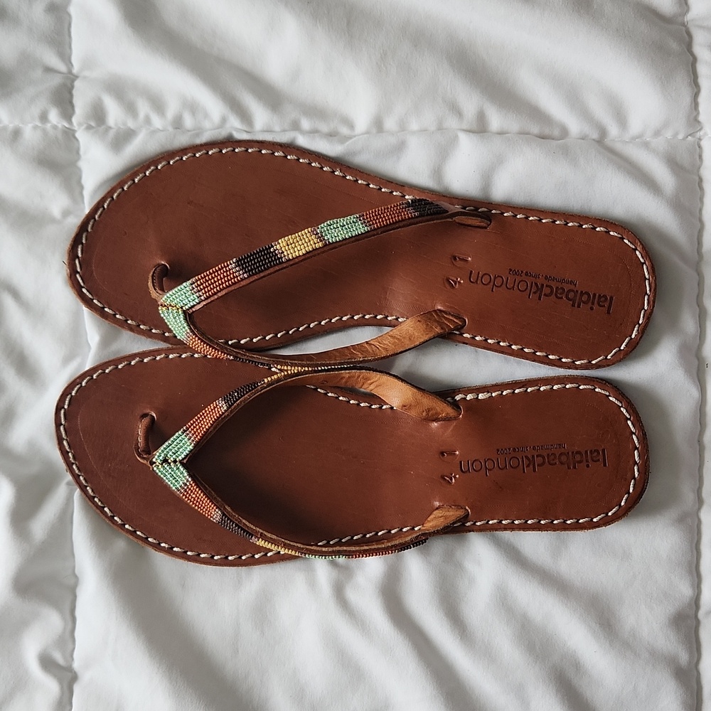 Laidback London flip flops